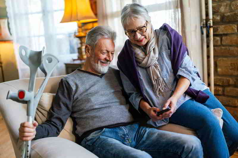 happy-senior-retired-couple-at-nursing-home-matur-2021-11-02-17-27-43-utc+